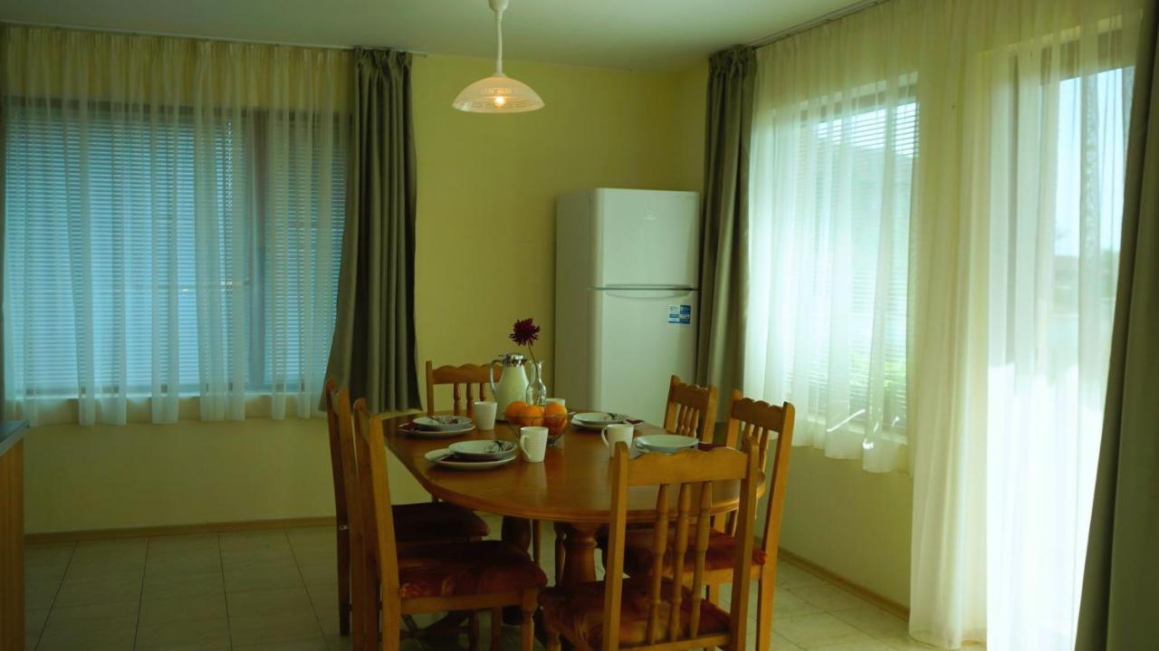 Family Villa Pomelo Bŭlgarevo Exterior foto